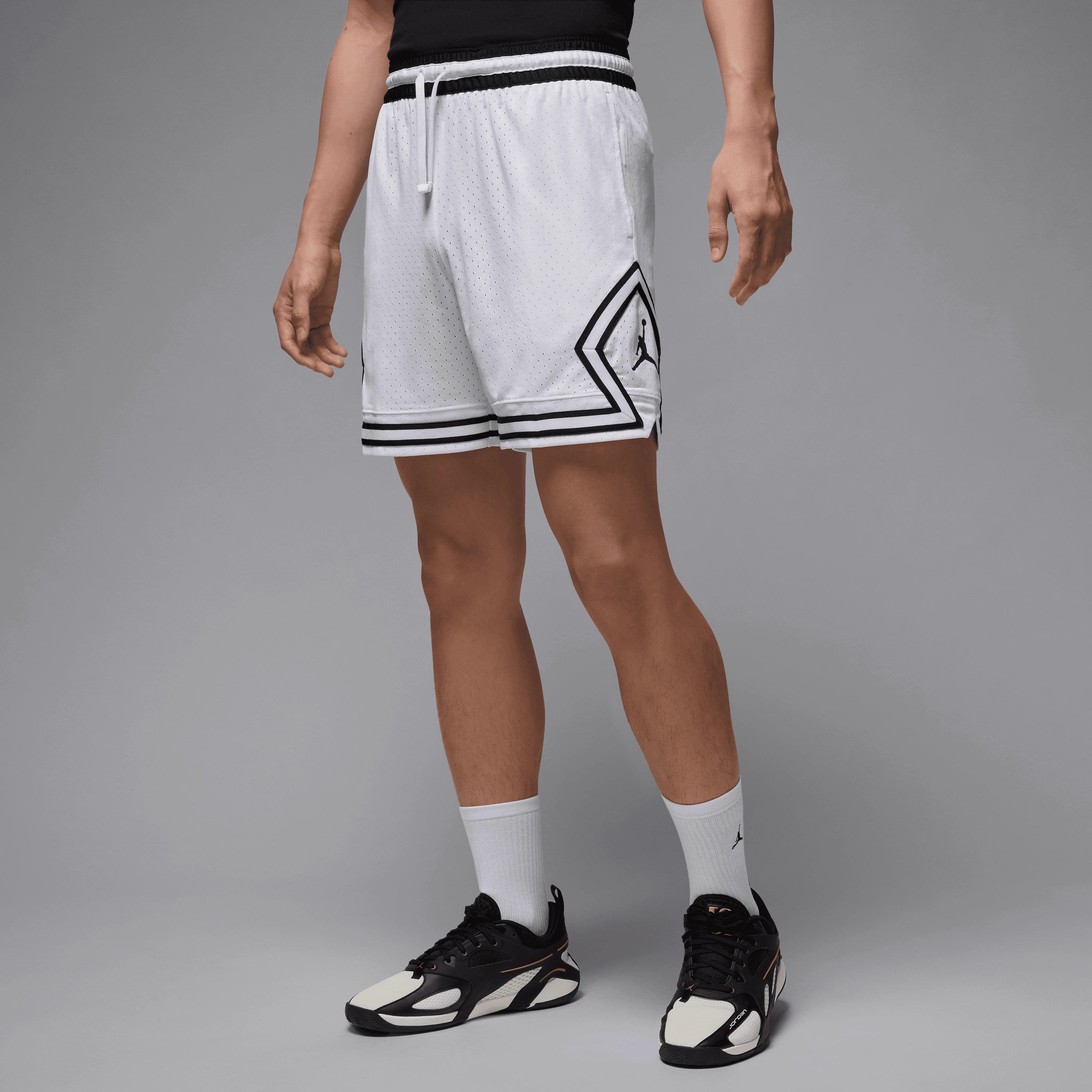 Jordan Sport Men's Dri-FIT Mesh Diamond Shorts