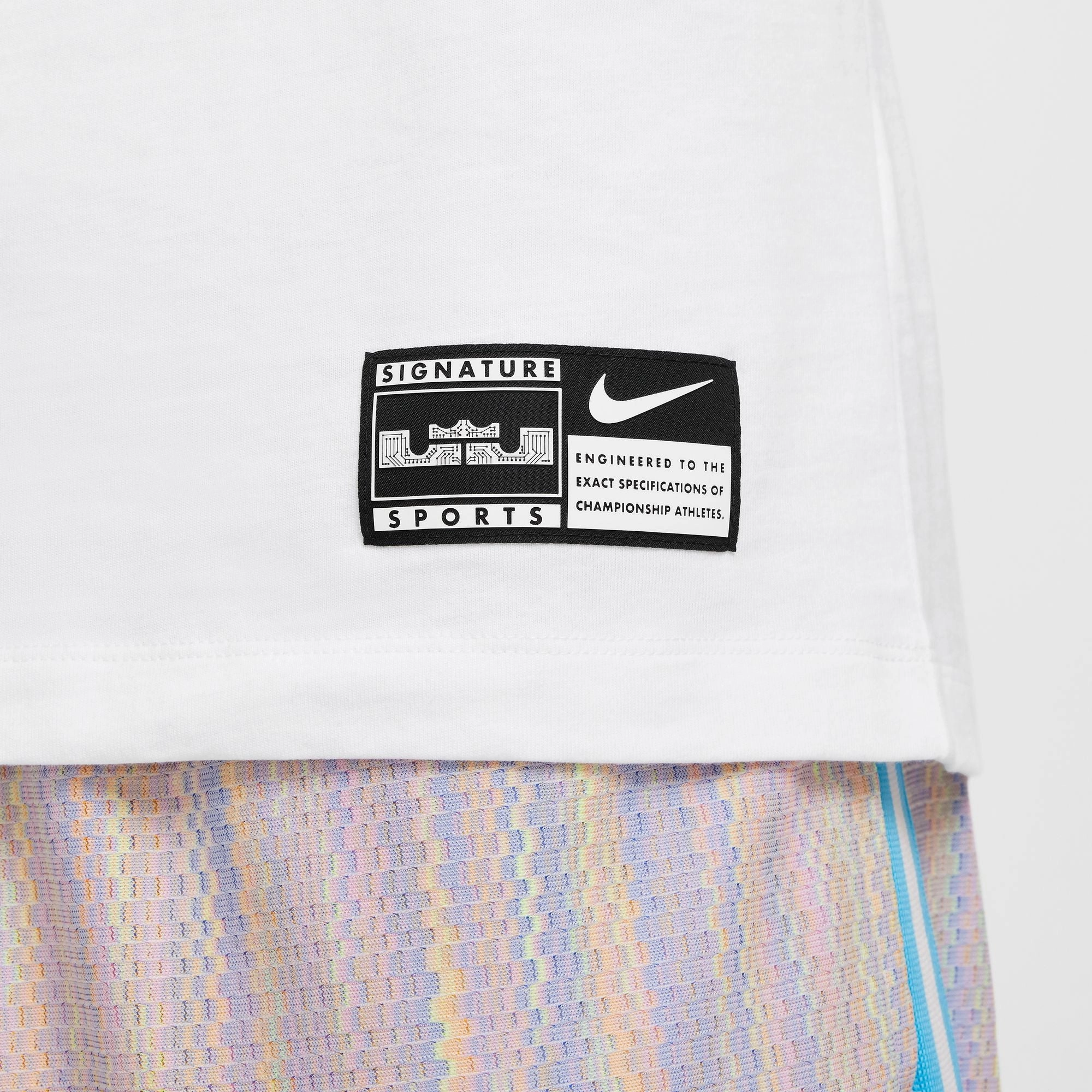 LeBron Max 90 Long-Sleeve Basketball T-Shirt (White)