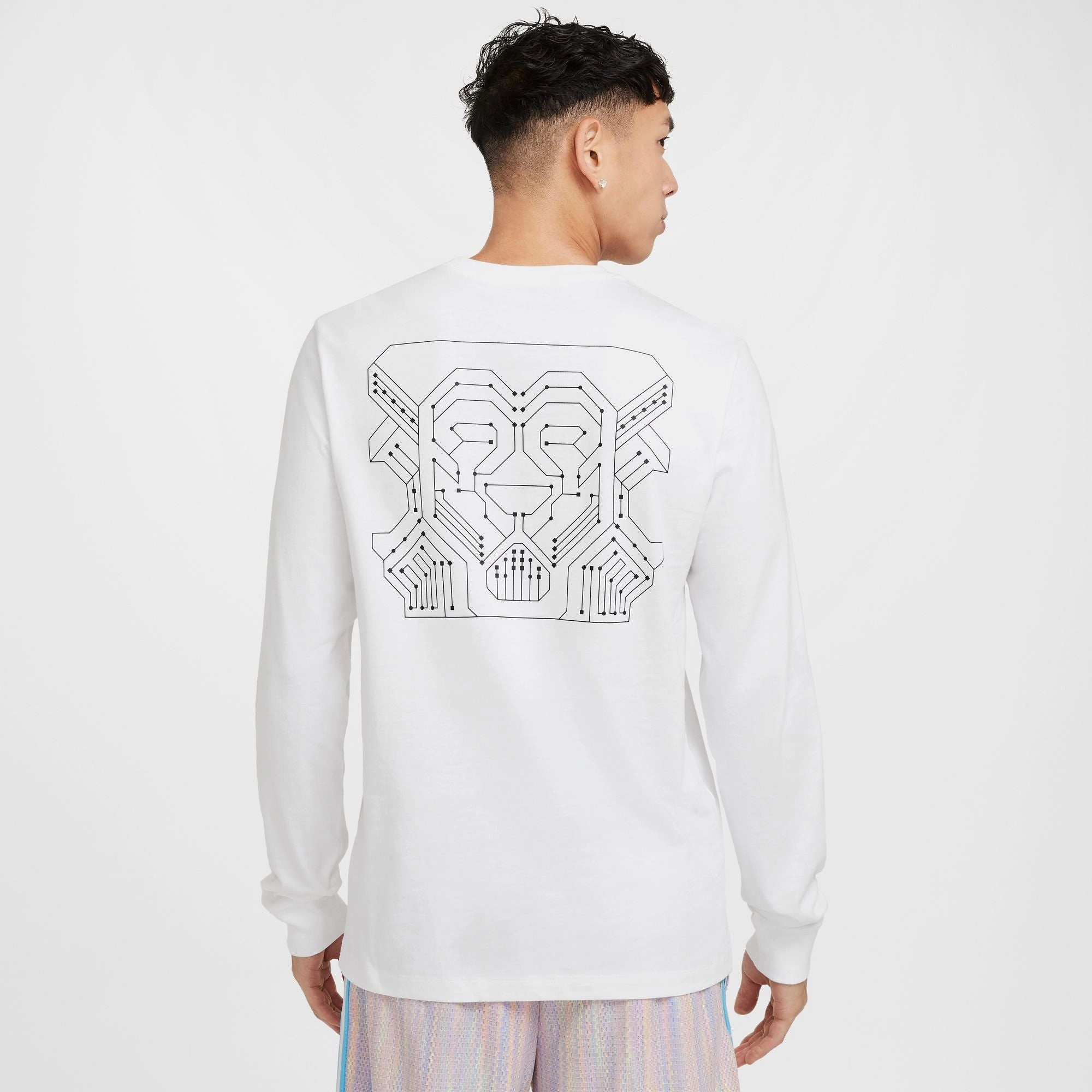 LeBron Max 90 Long-Sleeve Basketball T-Shirt (White)