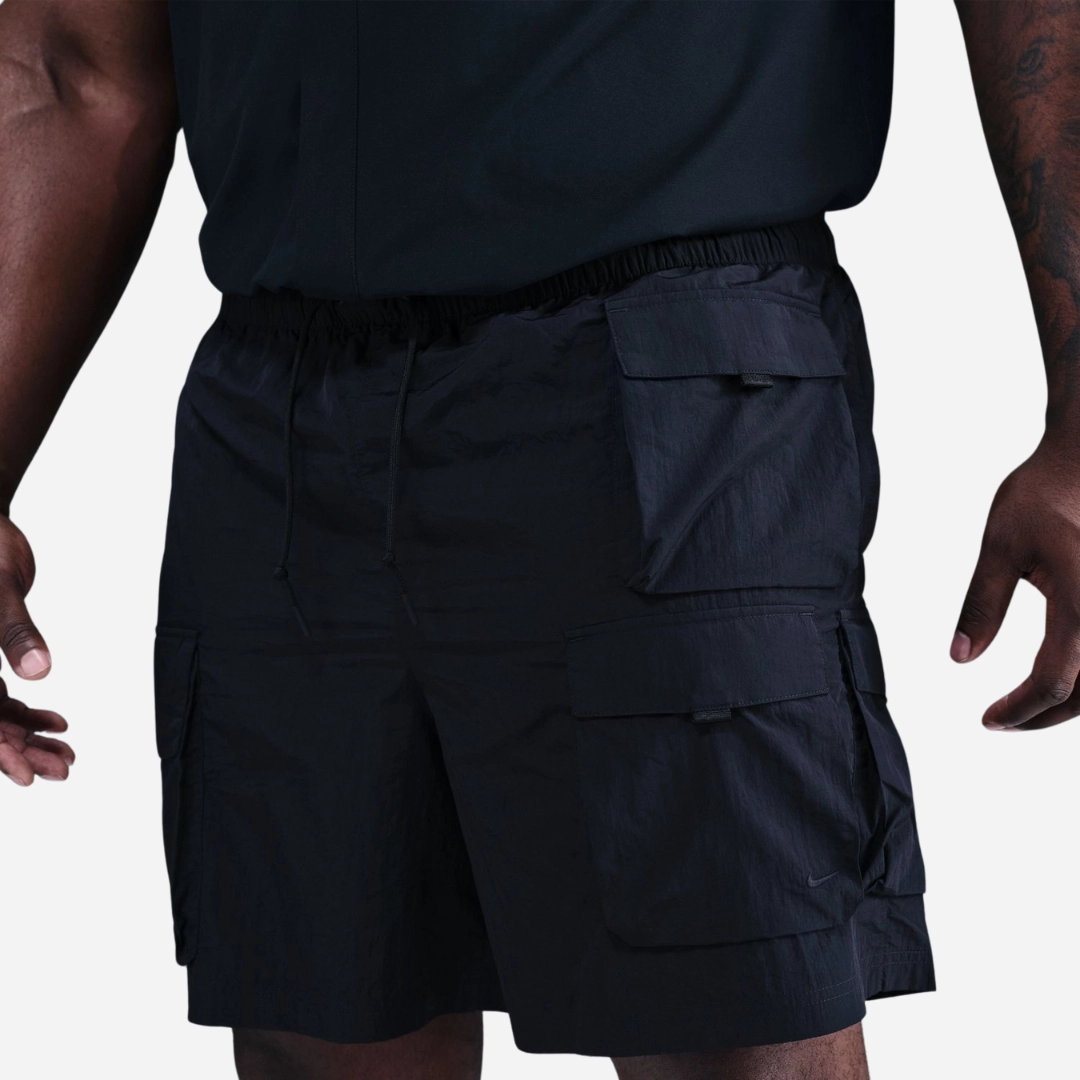 mens nike tech cargo short (black)