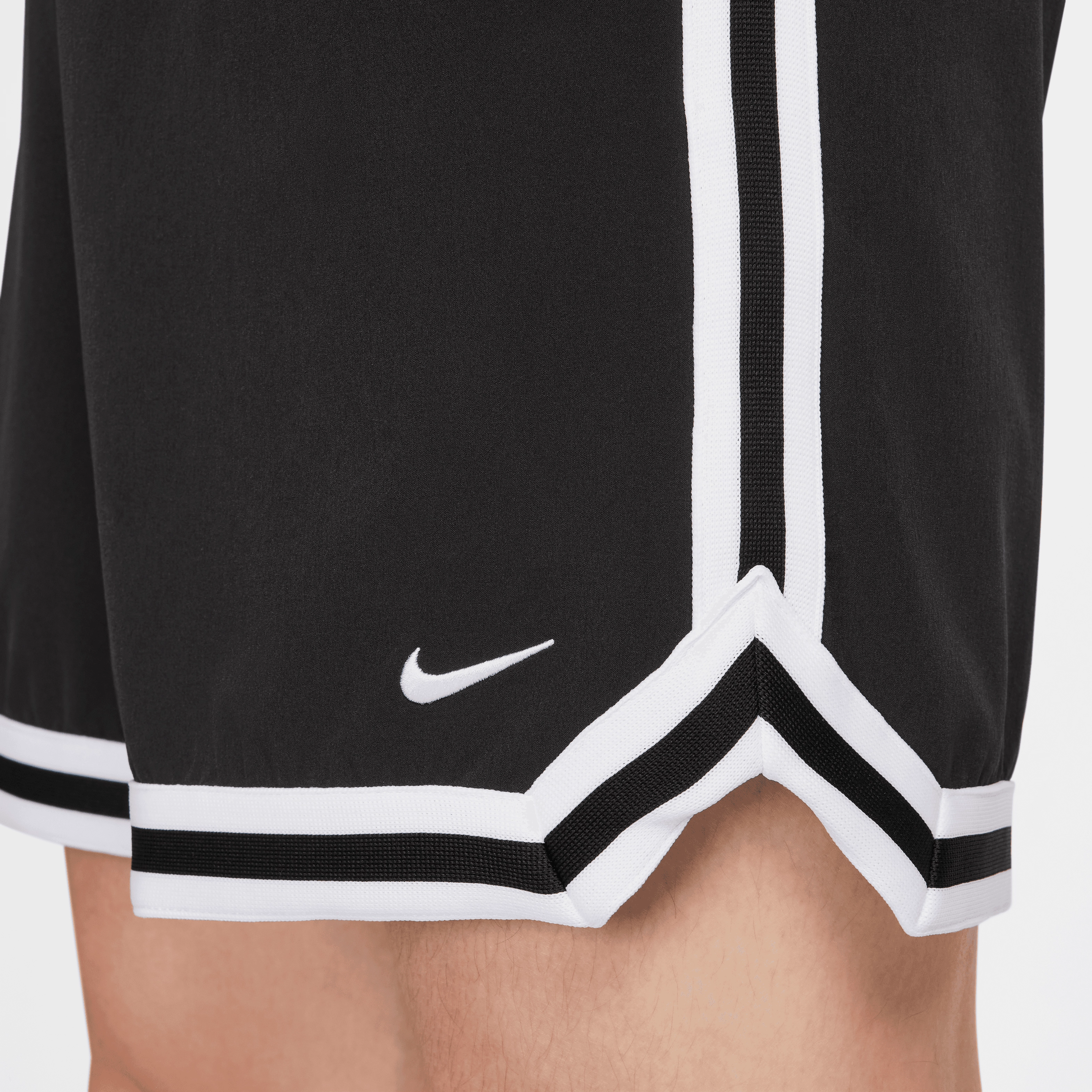 Nike DNA Men's Dri-FIT 6 UV Woven Basketball Shorts