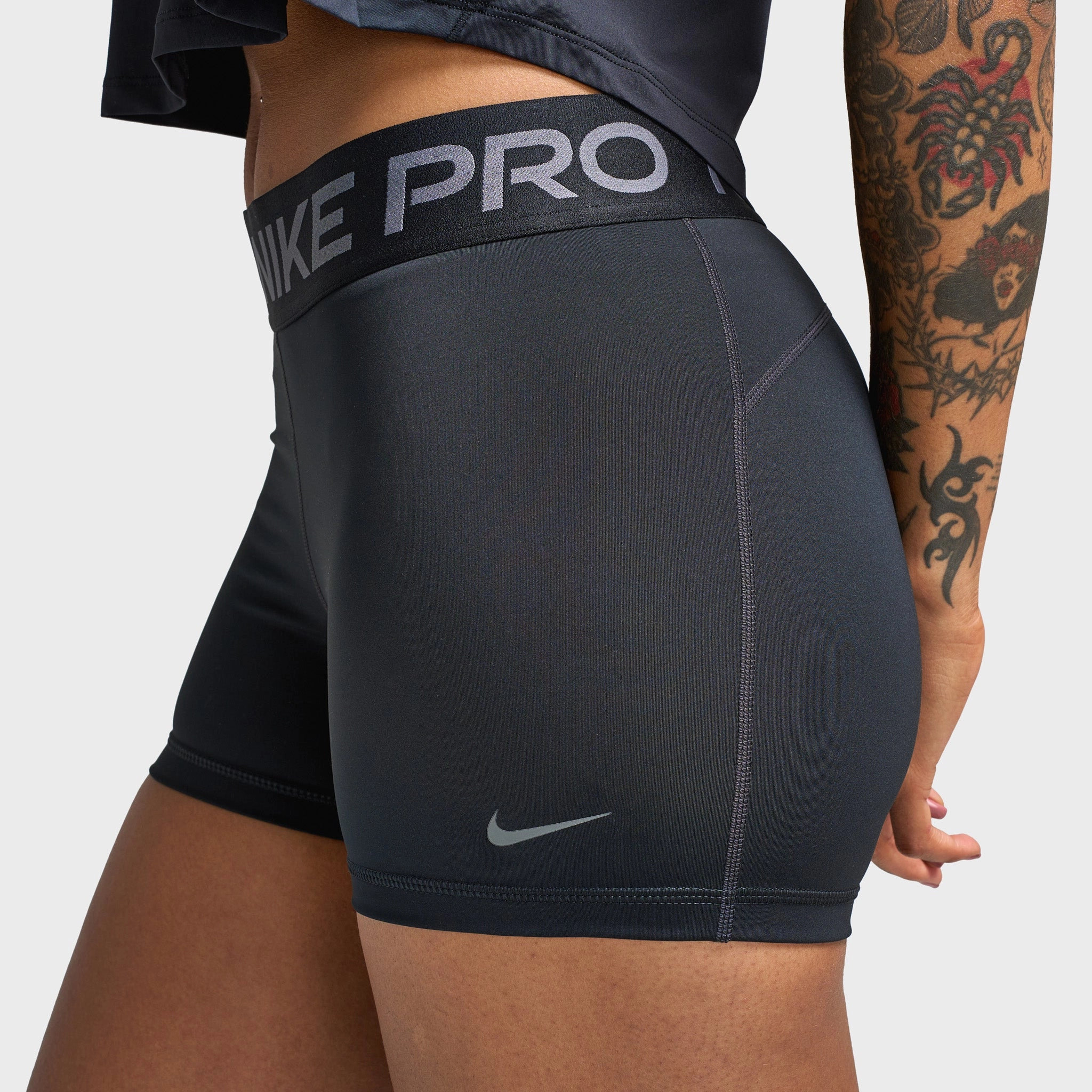 Nike Pro Women's 3 Shorts Black / Grey