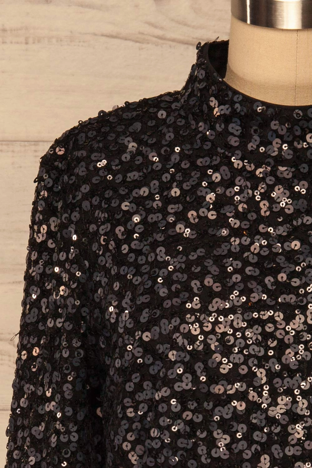 Paredes | Black Sequins Top
