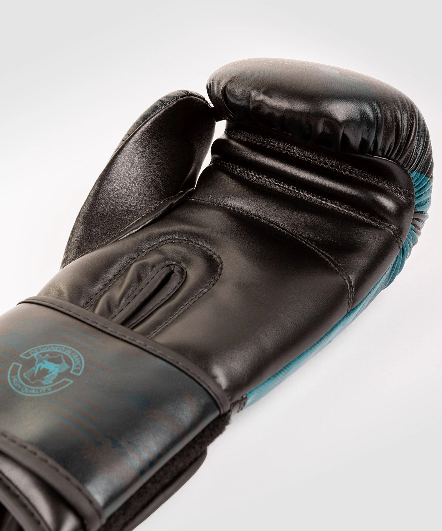 Venum Defender Contender 2.0 Boxing Gloves - Black/Green